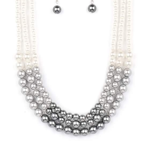 Paparazzi Jewelry - Picture 2 of 2